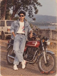 1985 vintage photo AI prompt result